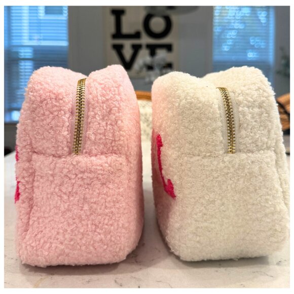 Cute Travel Toiletries Bag Pouch Set in Pink and White - Picture 5 of 8